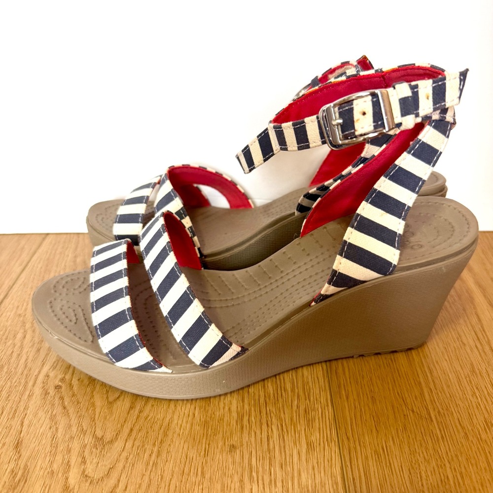 Crocs Leigh Wedge Sandals Women 10 Navy White Striped Good Canvas Strappy 15313